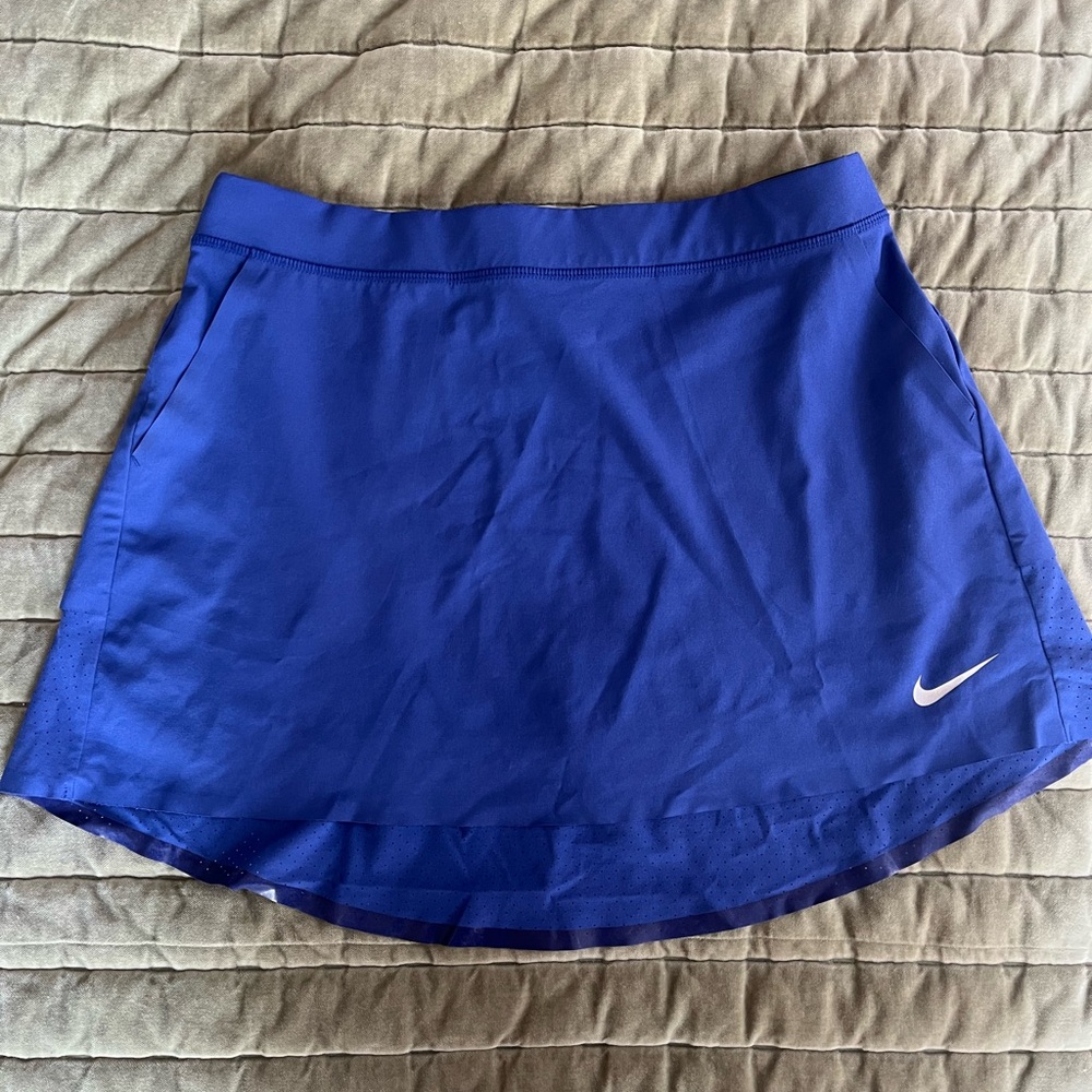 Women’s Nike golf blue skirt athletic size small tennis